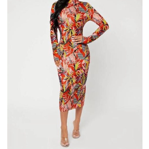 Multicolored Bodycon Dress - Picture 3 of 14